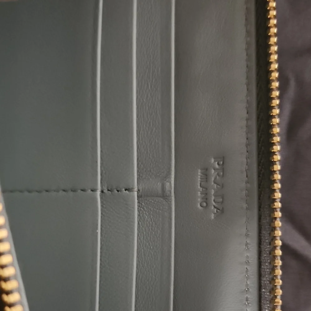 Prada **AUTHENTIC  Sky Blue Leather Wallet - Picture 10 of 10